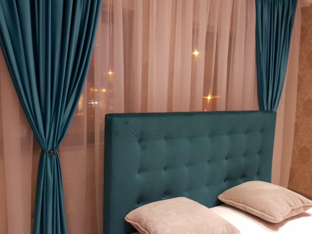 Art Boutique Central Targu Jiu Luaran gambar
